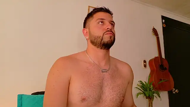 TomSloam's cam snapshot