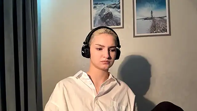 Cindi_Jacobs's cam snapshot