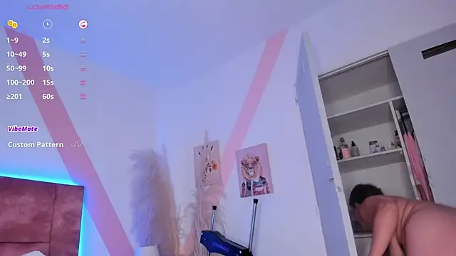 isabella_whiithe's cam snapshot