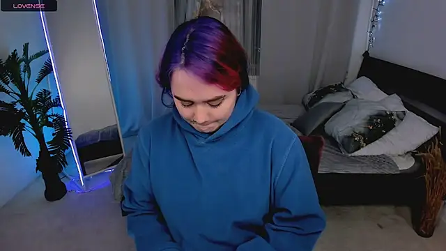 lunaalli's cam snapshot