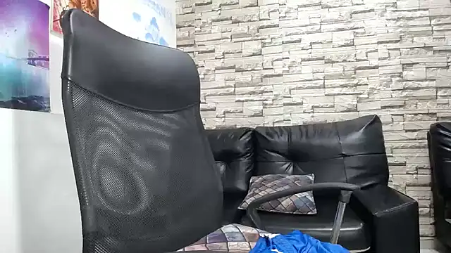 Heidy_Sumers live sex cam