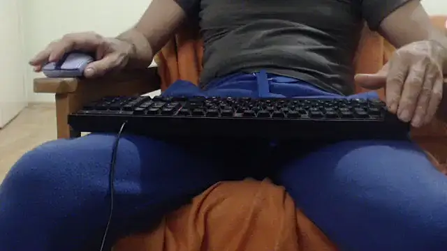 VASKOS178's cam snapshot