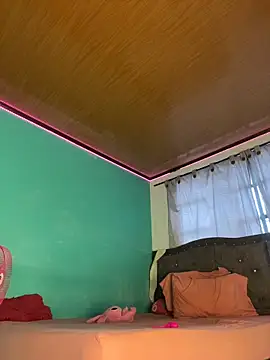 ALANAH_KITTY live sex cam