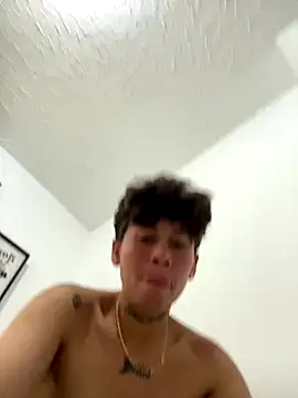 Miia_Hoot live sex cam