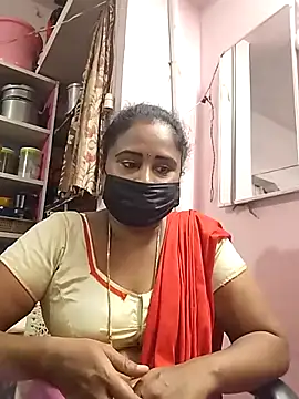 Tamil_devagi live sex cam