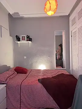 Crystal_________ live sex cam