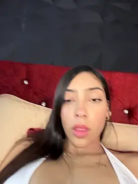 Ema_azel live sex cam