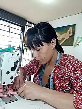 PaulinaLondra2 live sex cam