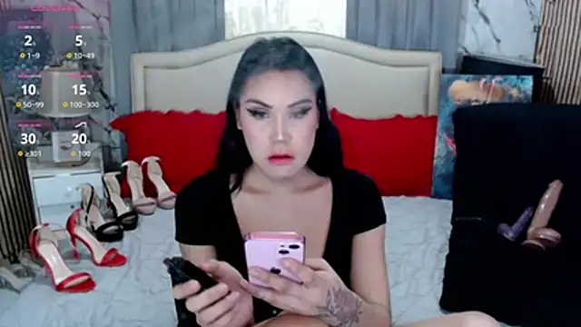 Ninawilsonx live sex cam