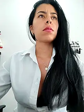 Luianna live sex cam