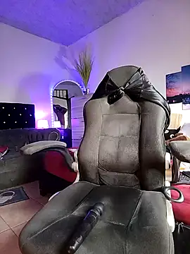 Naughty_Charly live sex cam