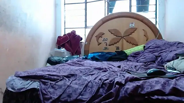 nakedlima live sex cam