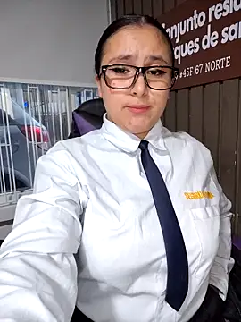 Cute_Penelope live sex cam