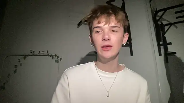 Milk_Guy live sex cam