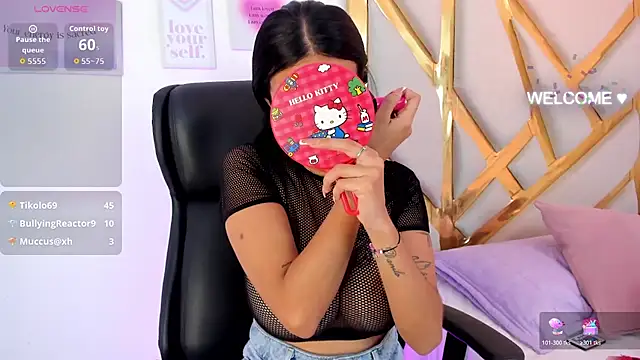 ChloeHarper_ live sex cam