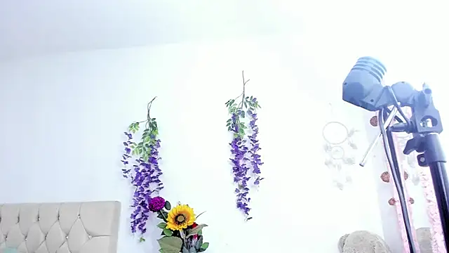 _1Jade's cam snapshot