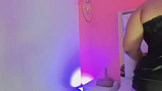 Alanna_hot3 live sex cam