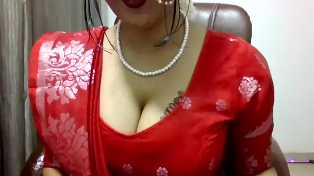 Queenhimanshi live sex cam