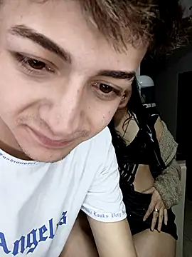 Ari_and_Storm live sex cam