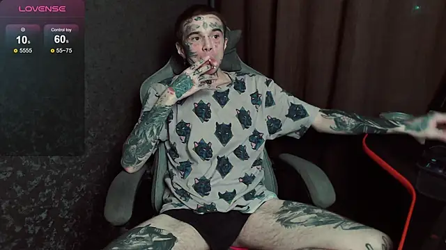 lonelycrystal live sex cam