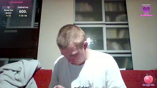 Matttthees live sex cam