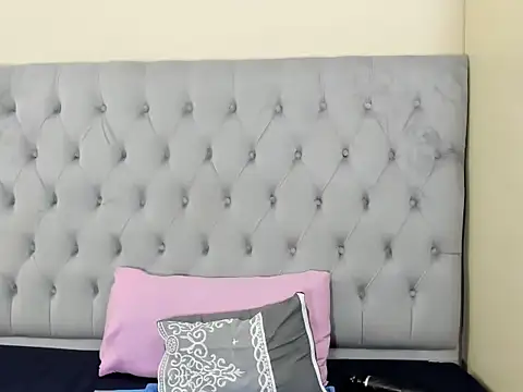 SexyAdelexx's cam snapshot