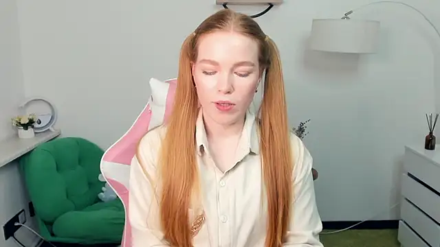 LavetaShiroma live sex cam