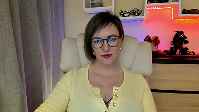 feliziaDesire live sex cam