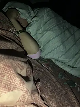 lonlygirlpriya7's cam snapshot