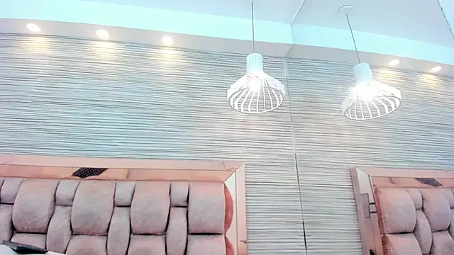 claire_bonny's cam snapshot