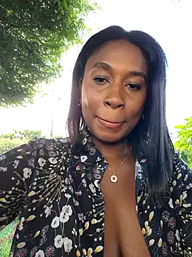 HanaThompson live sex cam