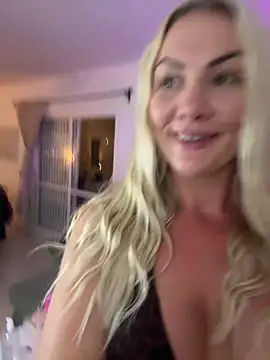 NastyMilf_ live sex cam