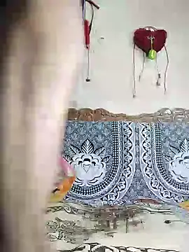 BadBoySmoker7070 live sex cam