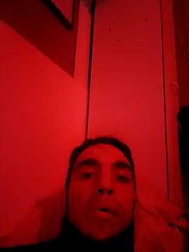 hotguy71000's cam snapshot