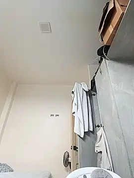 Pornoforpyros's cam snapshot