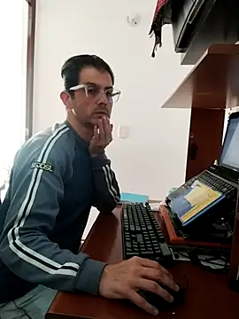 Fuegosutil's cam snapshot