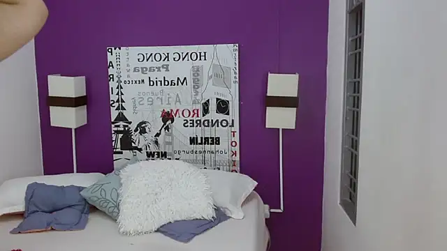 Kerly_Doll live sex cam