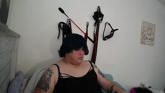 Julietserenity live sex cam