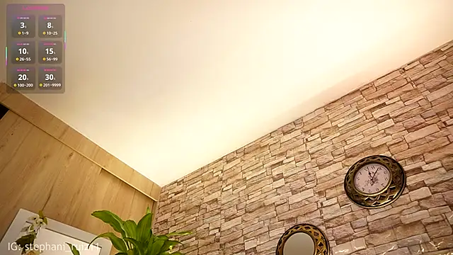 RossemaryRain live sex cam