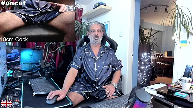 OnlineBossUK live sex cam