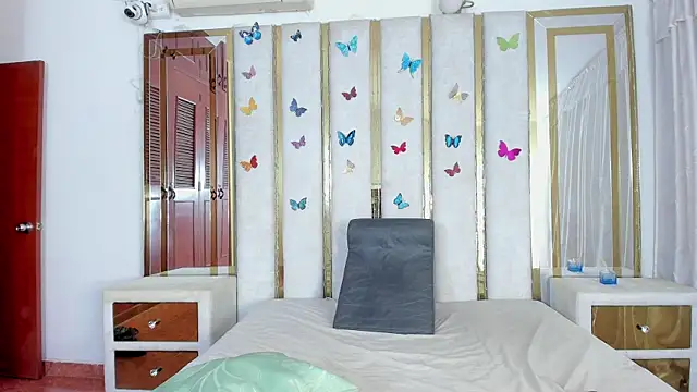 MeganBrounette's cam snapshot