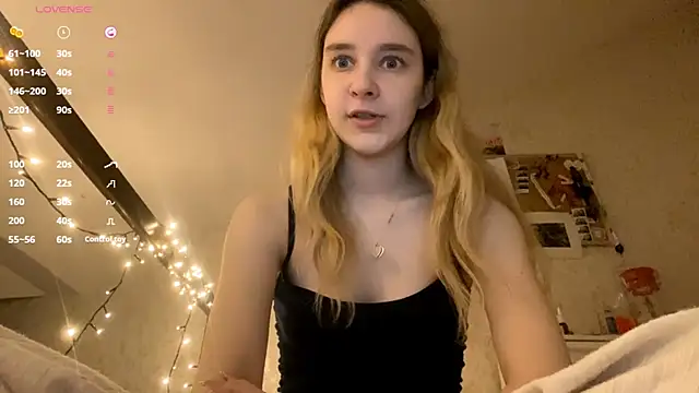 DanaCore live sex cam