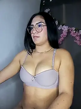 Emy_cutee's cam snapshot