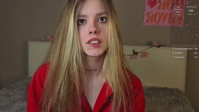 TiffinyMergist's cam snapshot