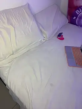 angely_ross1's web cam