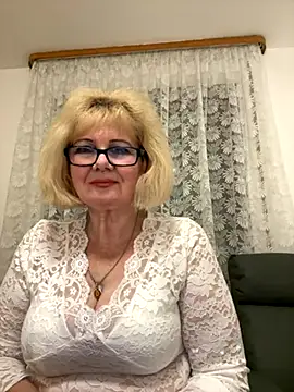 BoloshkaBlonda live sex cam