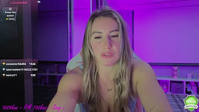 Daisydelicious's cam snapshot