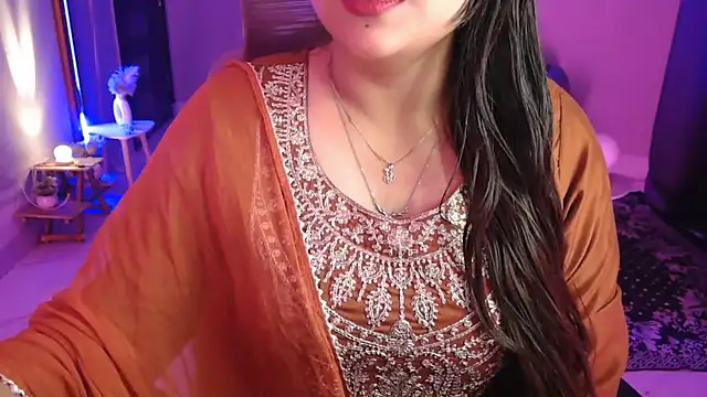 Mitikaa live sex cam