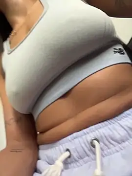 ReggieG live sex cam