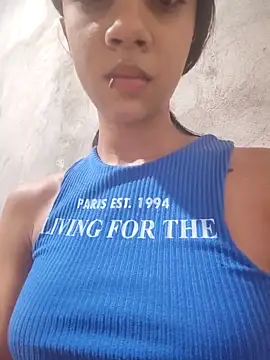 Zoe_Sweett18 live sex cam